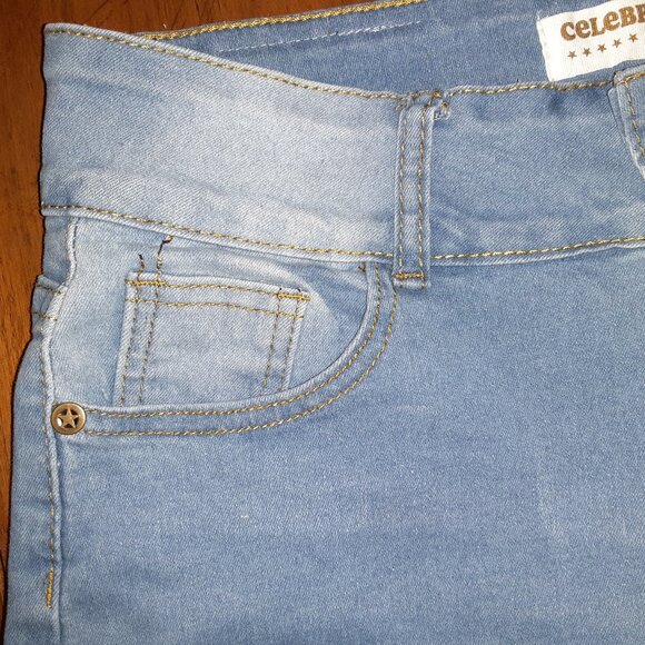 Celebrity Ace Jeans * Light Blue * Sz 11/30 * High Waist * Flare * Soft Stretchy - Picture 9 of 13